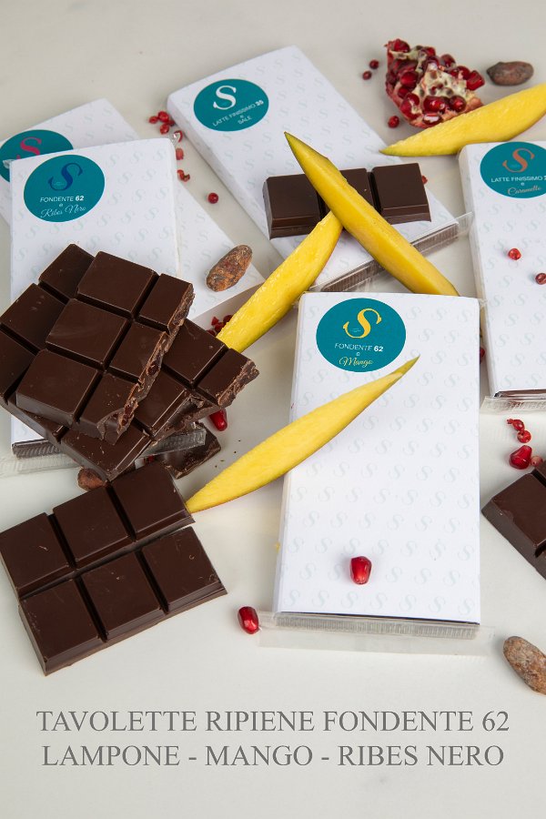 TAVOLETTA CIOCCOLATO FONDENTE RIPIENA
