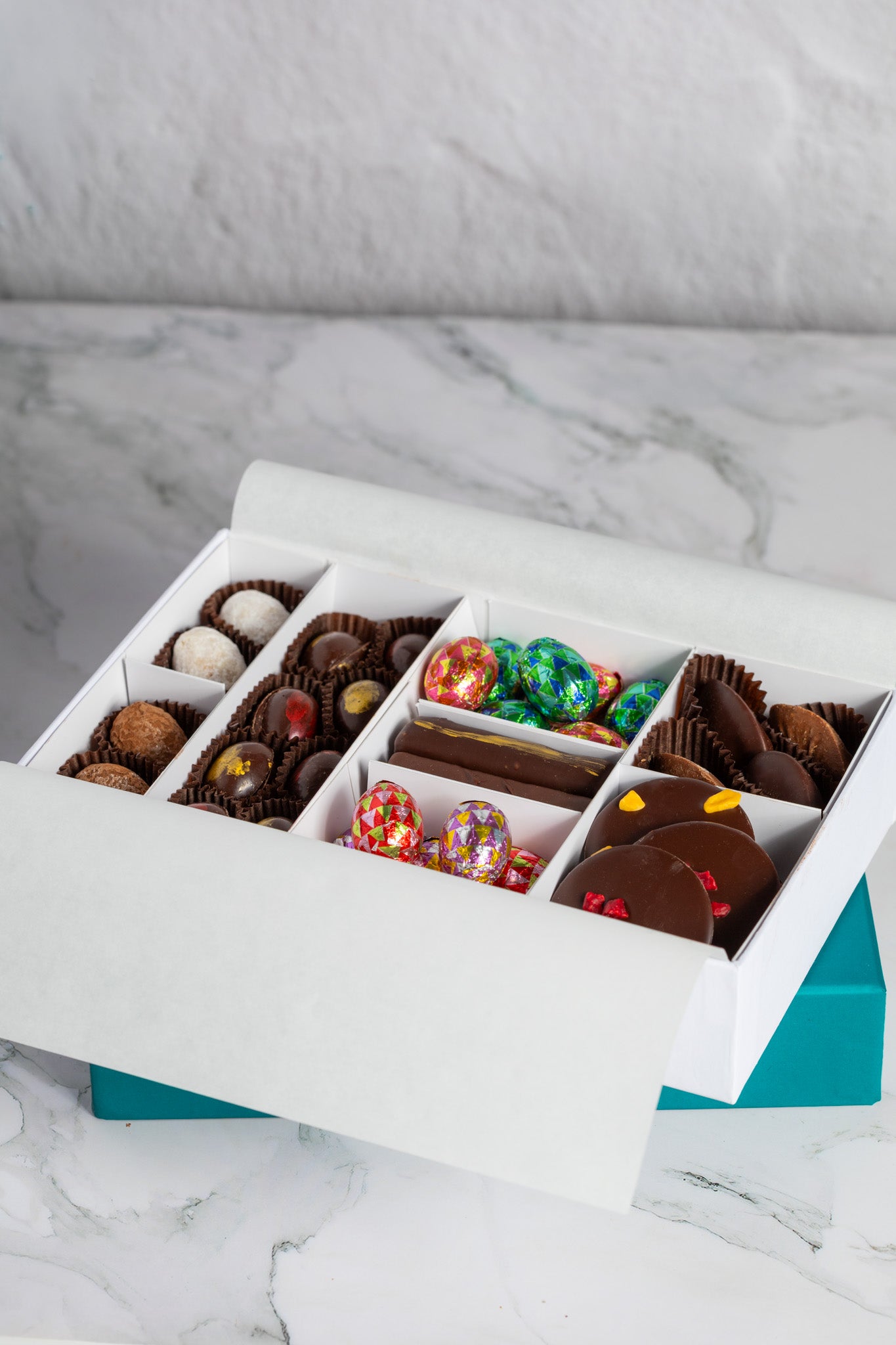 PRALINERIA ASSORTITA IN CONFEZIONE REGALO